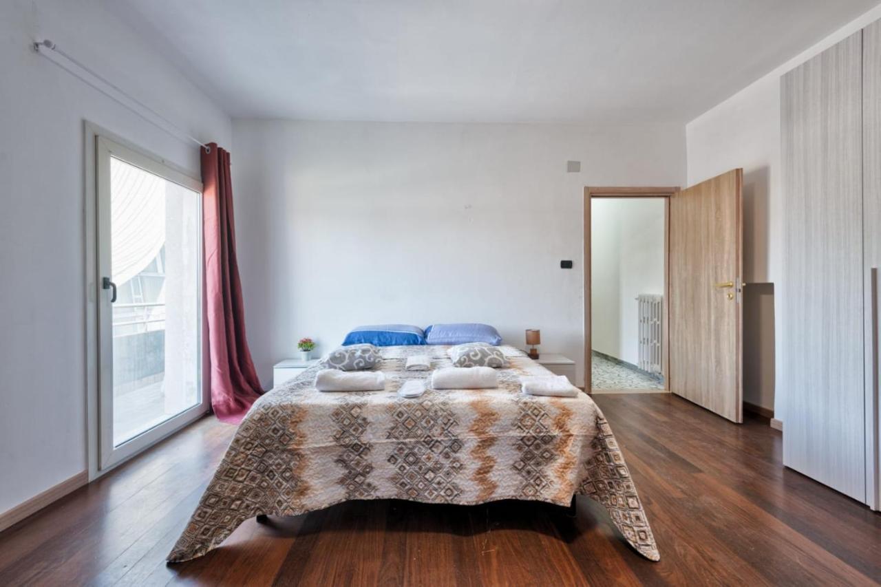 Venice H&S Apt Private Room With Ac & Tv Mestre Exteriör bild